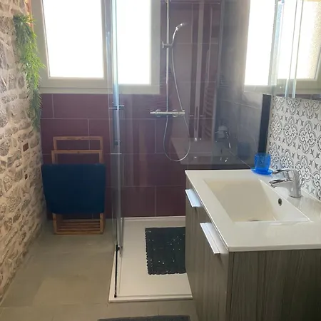 Apartment Chez Doukine, Avec Balcon A